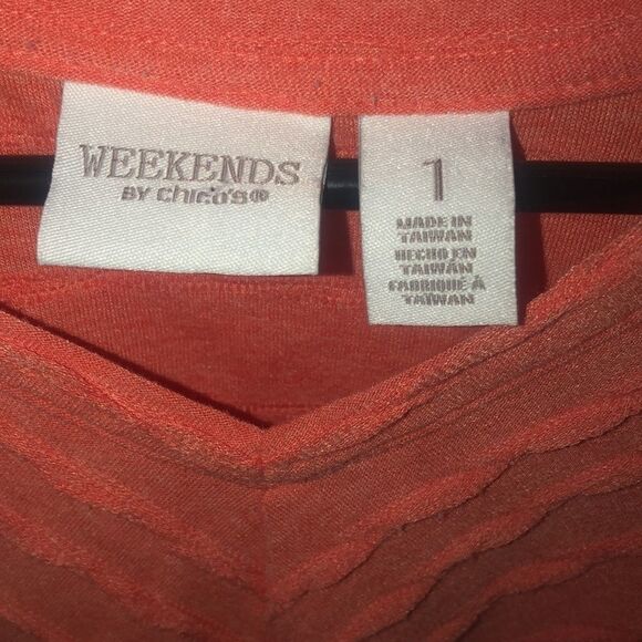💰5/$20💰 Weekends by Chico’s top 1 - Picture 2 of 4